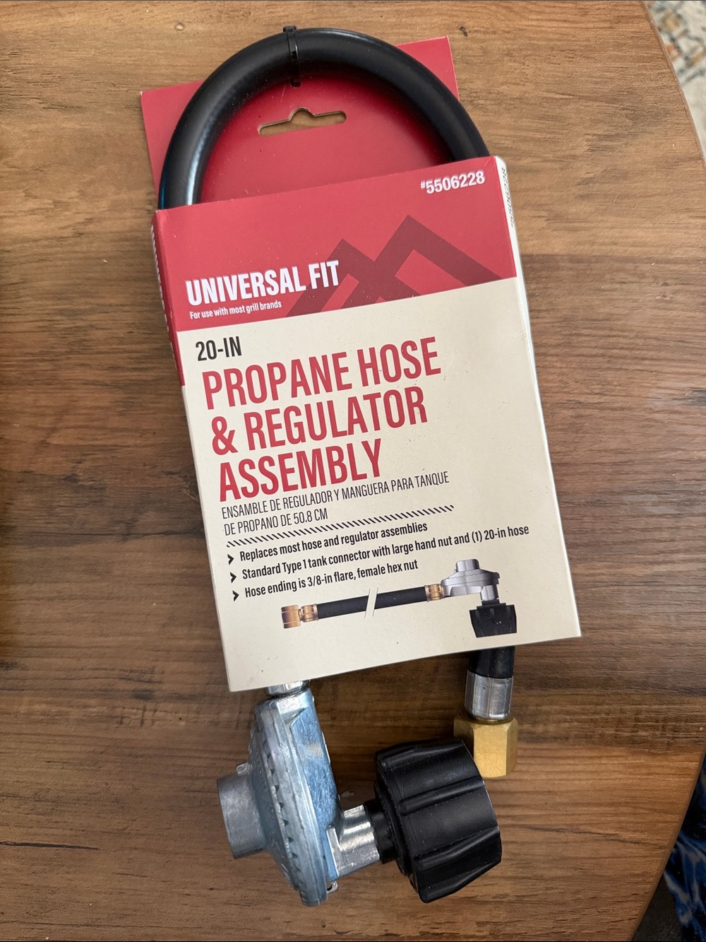 20-In Propane Hose & Regulator Assembly - zinc